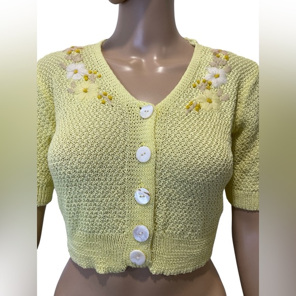 Yellow Floral Knit Cardigan Sweater size M/L - Picture 3 of 7